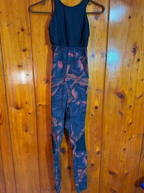 Sol & Energie size C (XS/s) Brazilian Sleeveless Jumpsuit in Black and Coral
